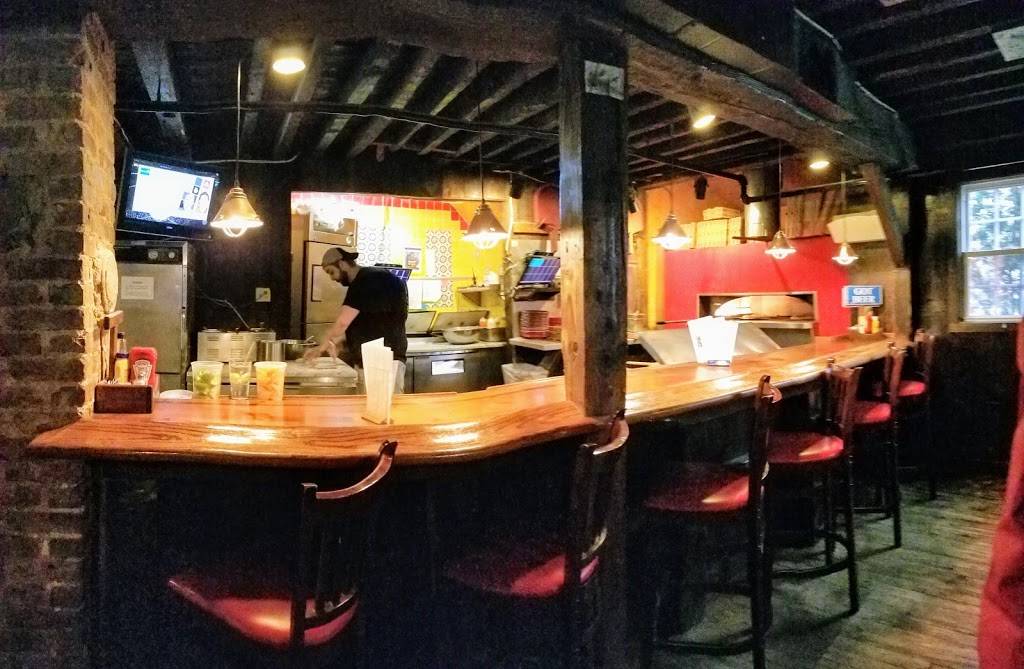 Mews Tavern | restaurant | 456 Main St, Wakefield, RI 02879, USA | 4017839370 OR +1 401-783-9370