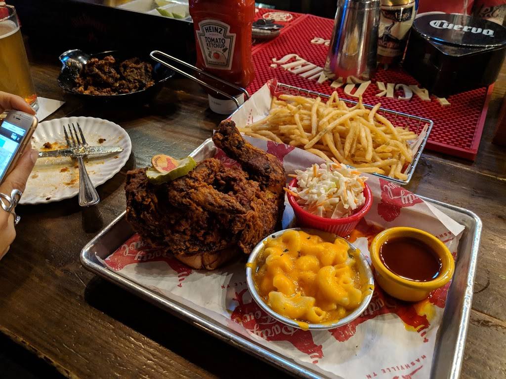 Party Fowl | restaurant | 719 8th Ave S, Nashville, TN 37203, USA | 6156248255 OR +1 615-624-8255