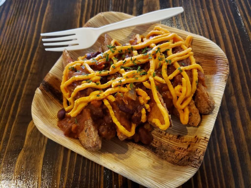 Binge Kitchen | restaurant | 121 N Fredericksburg St, San Marcos, TX 78666, USA | 5126677111 OR +1 512-667-7111