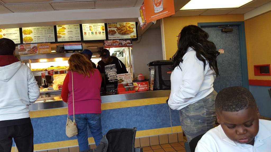 Churchs Chicken | restaurant | 9116 Bruton Rd, Dallas, TX 75217, USA | 2143910532 OR +1 214-391-0532