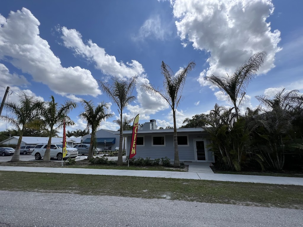 The Launch | restaurant | 303 Old County Rd 78, LaBelle, FL 33935, USA | 8636750050 OR +1 863-675-0050