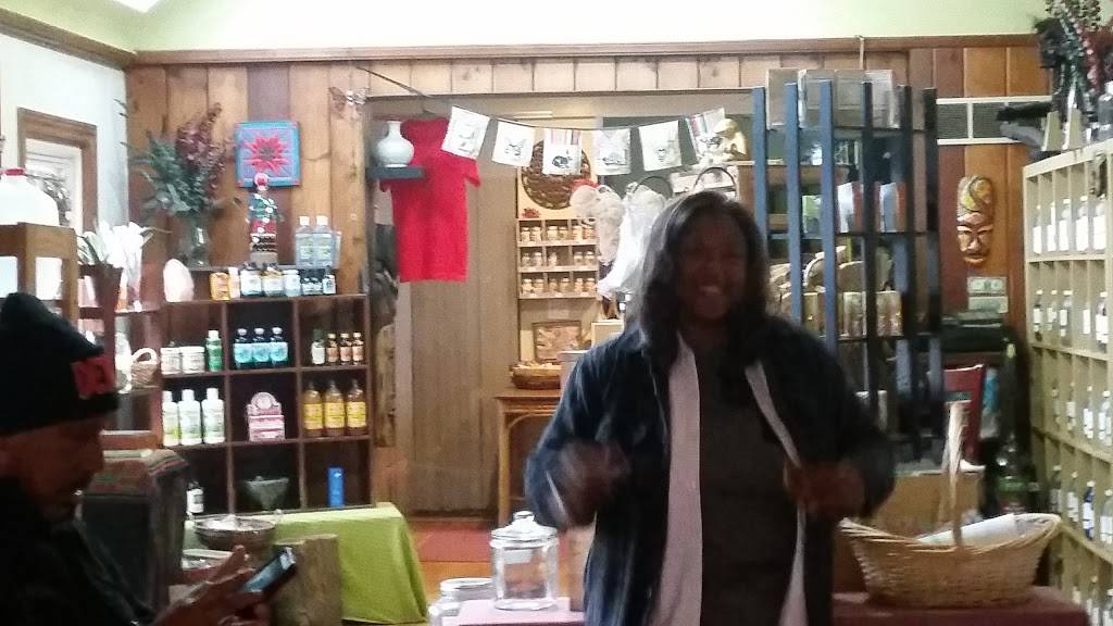 Psychedelic Healing Shack and Vegetarian Cafe | restaurant | 18700 Woodward Ave, Detroit, MI 48203, USA | 3133662247 OR +1 313-366-2247