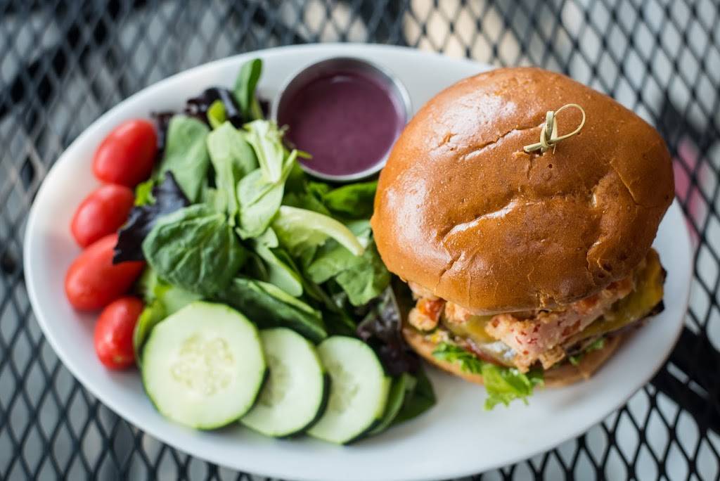 Cadillac Cafe | cafe | 1801 NE Broadway St, Portland, OR 97232, USA | 5032874750 OR +1 503-287-4750