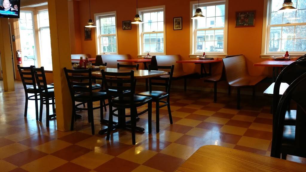 Warrensville General Store | restaurant | 5849 Warrensville Rd, Williamsport, PA 17701, USA | 5704352273 OR +1 570-435-2273