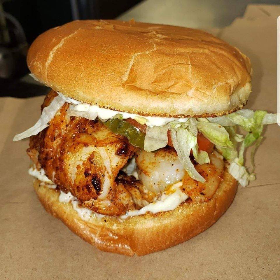 Surfs Up Aurora | restaurant | 481 N Commons Dr Unit A, Aurora, IL 60504, USA | 6302296016 OR +1 630-229-6016