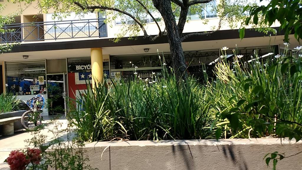 Avatars Punjabi Burritos | restaurant | 715 Center Blvd, Fairfax, CA 94930, USA | 4154485361 OR +1 415-448-5361