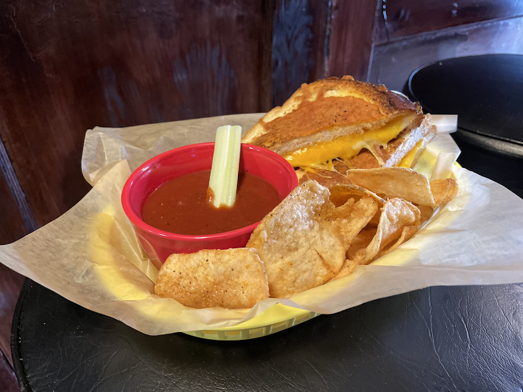 Memphis Whistle | restaurant | 2299 Young Ave, Memphis, TN 38104, USA | 9012367136 OR +1 901-236-7136