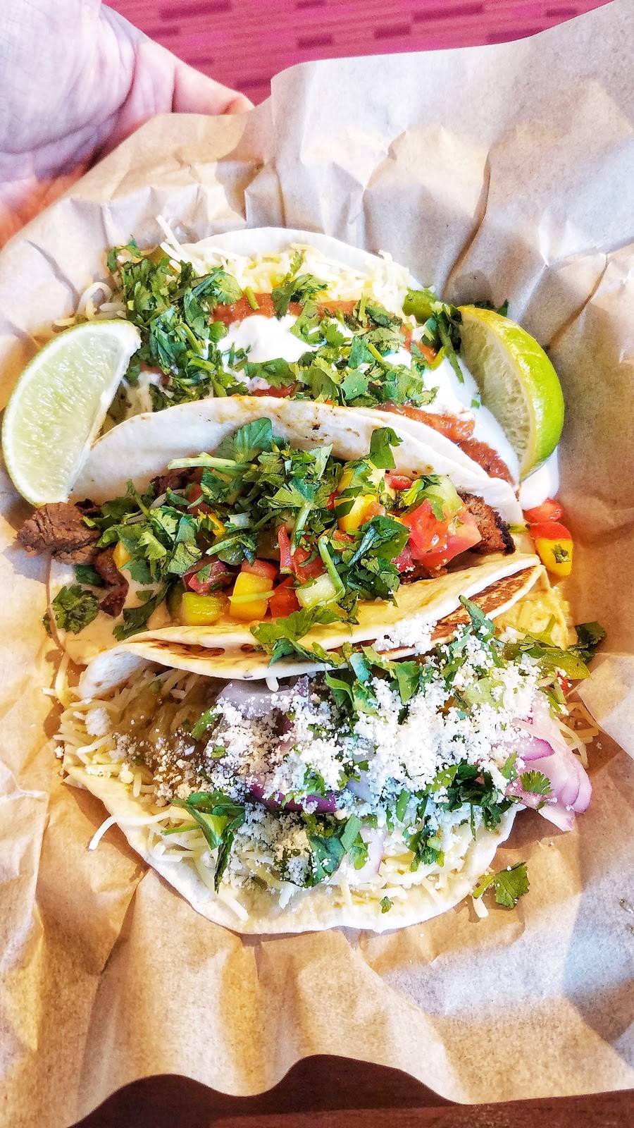 QDOBA Mexican Eats | restaurant | 6432 SW 3rd St, Oklahoma City, OK 73128, USA | 4057927999 OR +1 405-792-7999