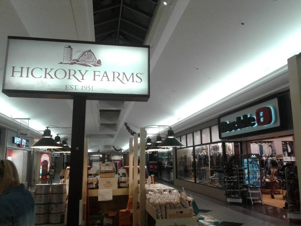Hickory Farms | restaurant | Newgate Mall, Ogden, UT 84401, USA | 8013920693 OR +1 801-392-0693