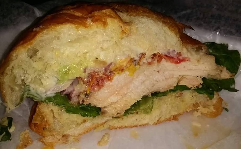 Room Service Jackson | restaurant | 4659 McWillie Dr, Jackson, MS 39206, USA | 6013624617 OR +1 601-362-4617