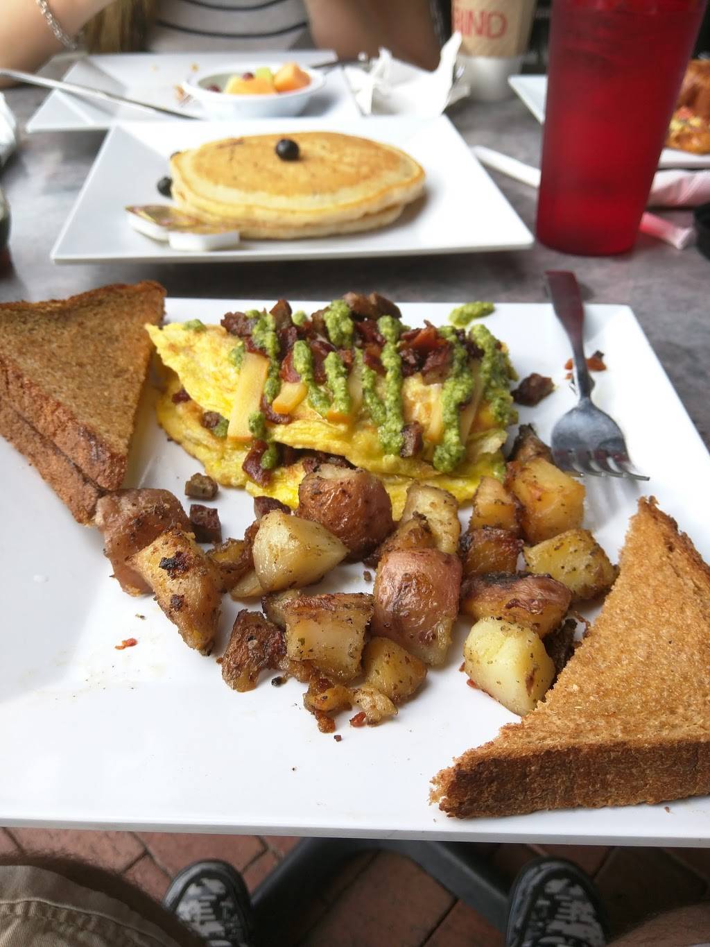 The Grind Coffee Bar and Cafe | cafe | 9532 W Linebaugh Ave, Tampa, FL 33626, USA | 8137497533 OR +1 813-749-7533