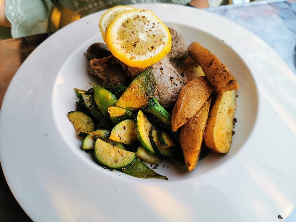 Watermark Restaurant (Gananoque Inn & Spa) | restaurant | 550 Stone St S, Gananoque, ON K7G 2A8, Canada | 6133822165 OR +1 613-382-2165