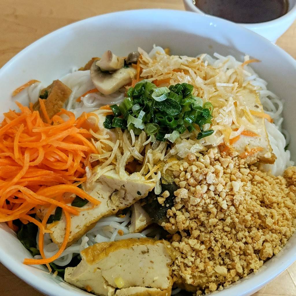 PHO96 | restaurant | 7844 Kingland Dr, West Chester Township, OH 45069, USA | 5137798448 OR +1 513-779-8448