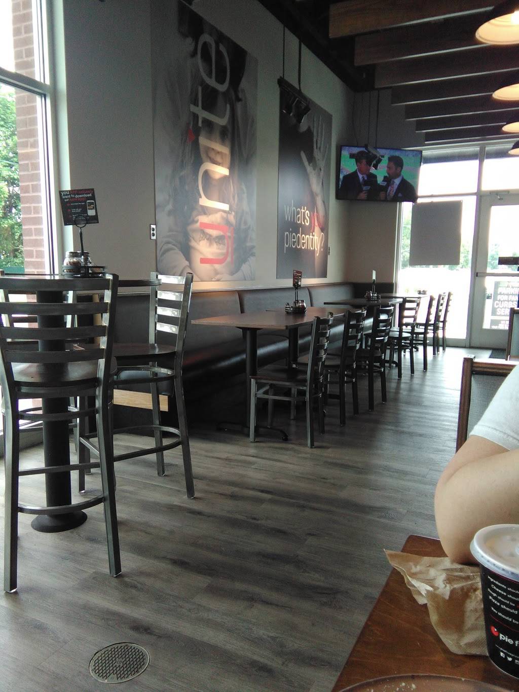 Chipotle Mexican Grill | restaurant | 890 Loucks Rd, York, PA 17404, USA | 7178482047 OR +1 717-848-2047