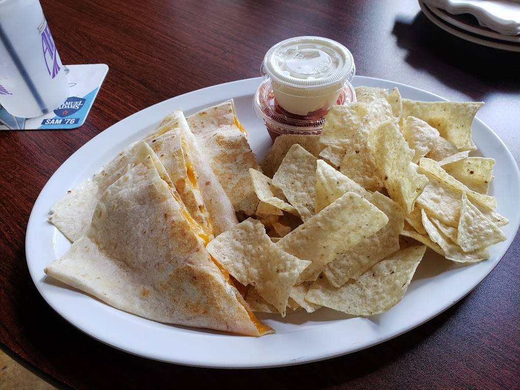 The Corner Pub | restaurant | 335 N Graham St, Charlotte, NC 28202, USA | 7043762720 OR +1 704-376-2720