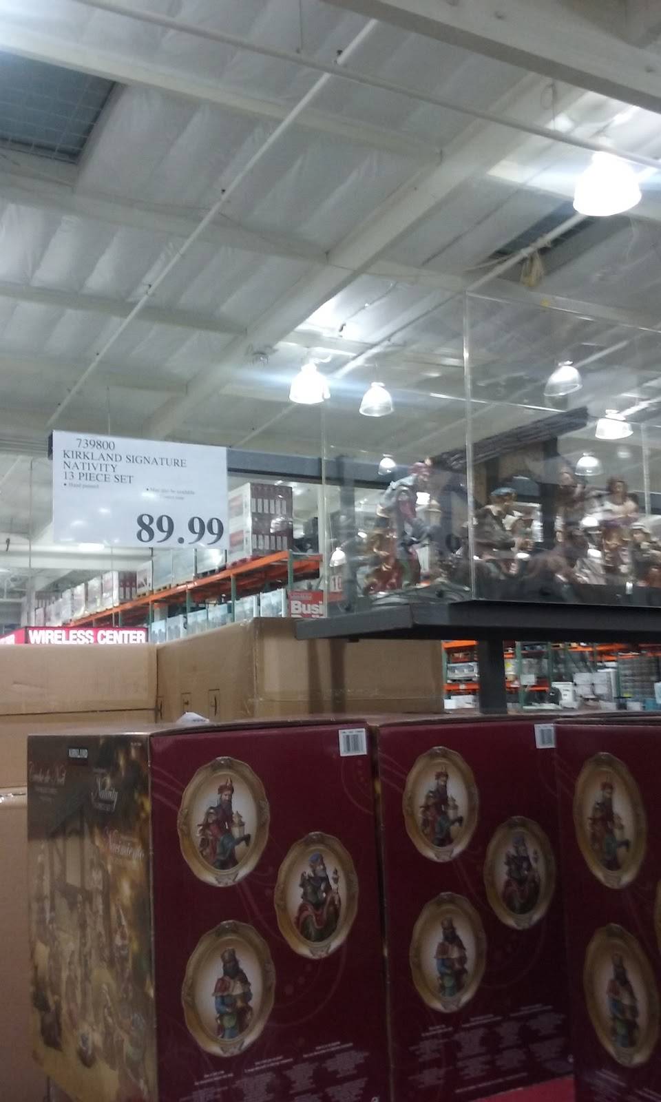 Costco Food Court | meal takeaway | 33961 Doheny Park Rd, San Juan Capistrano, CA 92675, USA | 9492403558 OR +1 949-240-3558