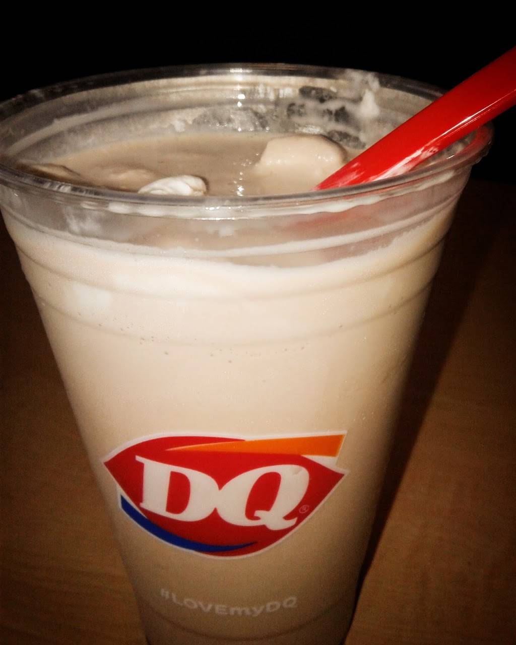Dairy Queen Grill & Chill | restaurant | 910 W E Main St, Carmi, IL 62821, USA | 6183822536 OR +1 618-382-2536