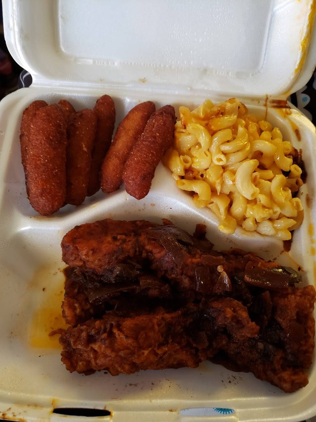 Momma Gs | restaurant | 5409 N Dupont Hwy, Dover, DE 19901, USA | 3027449090 OR +1 302-744-9090