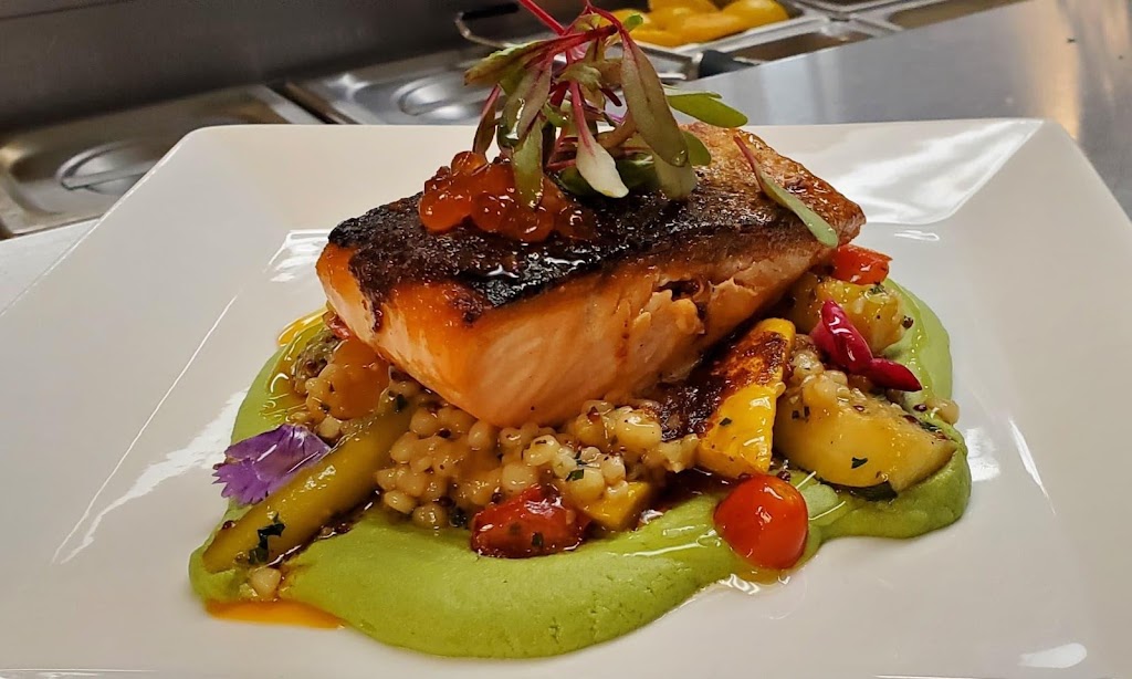 Hugos | restaurant | 1605 Grand Ave, Glenwood Springs, CO 81601, USA | 9702309761 OR +1 970-230-9761