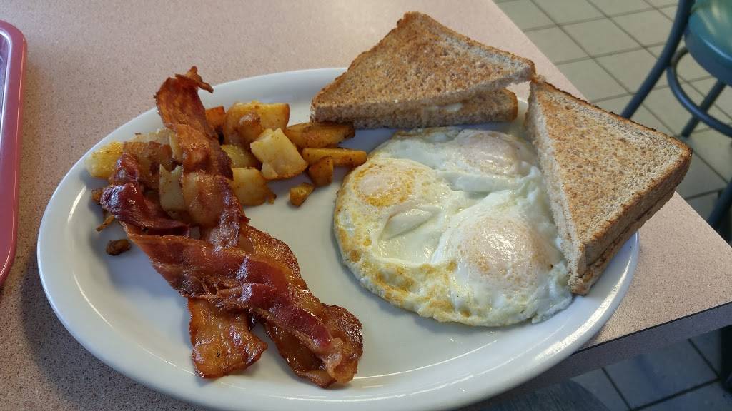 Toms Restaurant | restaurant | 226 Esna Park Dr, Markham, ON L3R 1H3, Canada | 9059439585 OR +1 905-943-9585