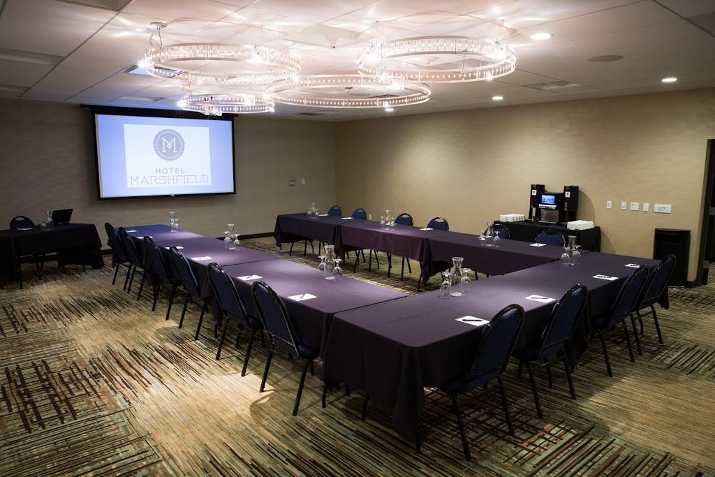 Hotel Marshfield | restaurant | 2700 S Central Ave, Marshfield, WI 54449, USA | 7153872700 OR +1 715-387-2700