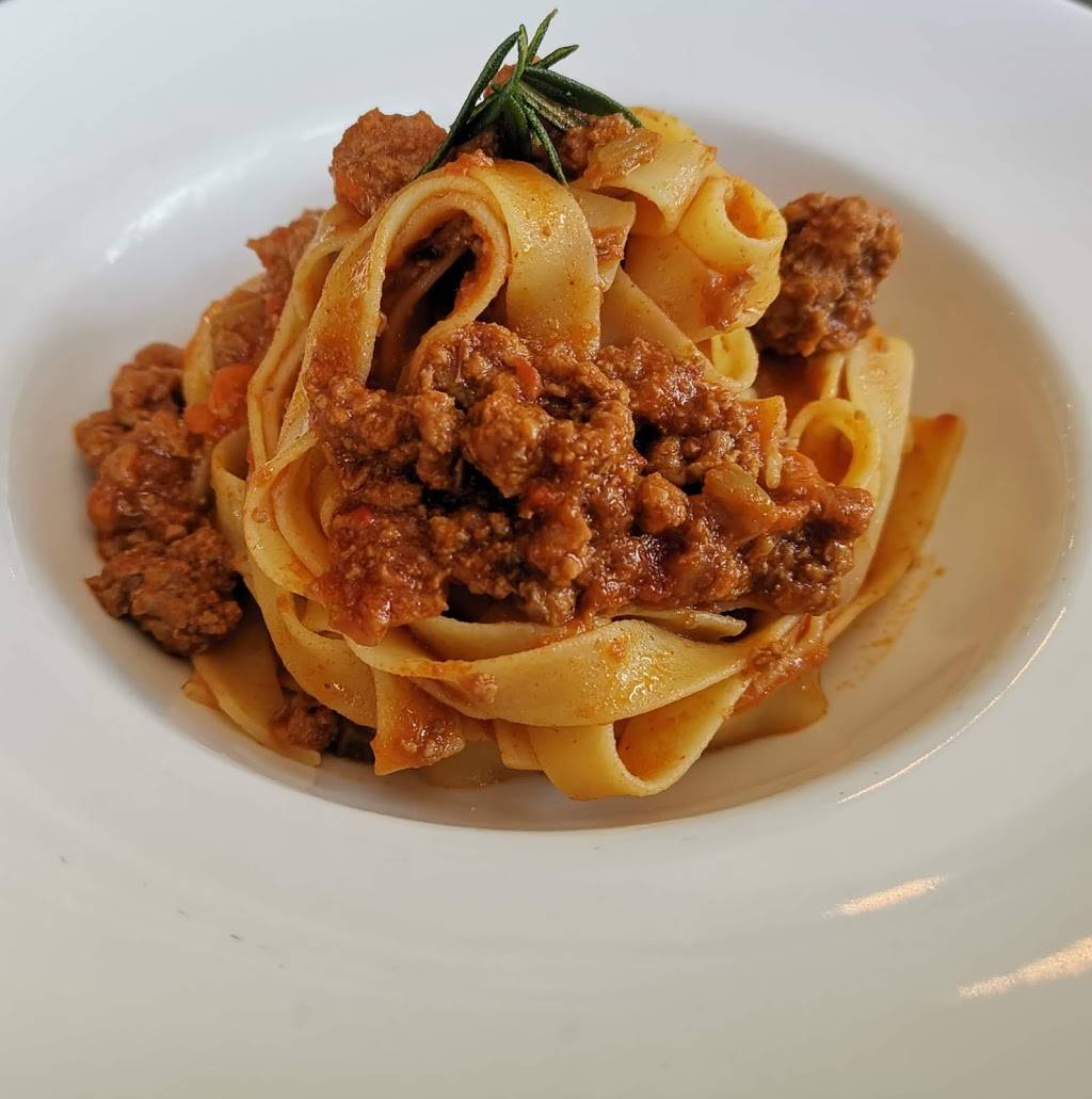 STELVIO | restaurant | 791 Dundas St W, Toronto, ON M6J 1V2, Canada | 4165466727 OR +1 416-546-6727