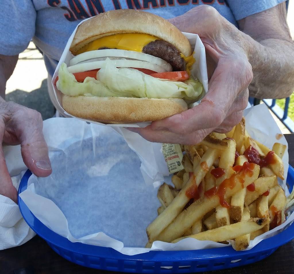 Bobs At The Marina | restaurant | 6639 Embarcadero Dr, Stockton, CA 95219, USA | 2099573279 OR +1 209-957-3279