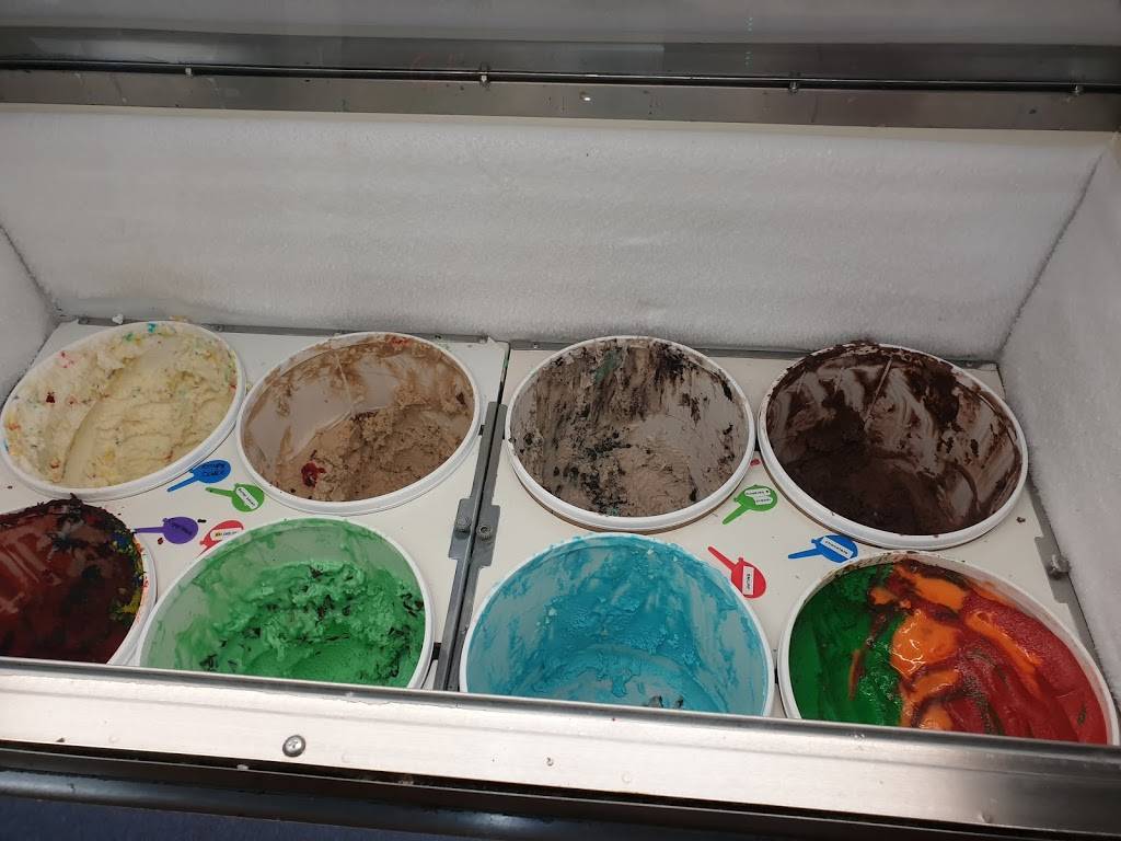 Dairy Queen | restaurant | 13779 SW 152nd St, Miami, FL 33187, USA | 3052342777 OR +1 305-234-2777