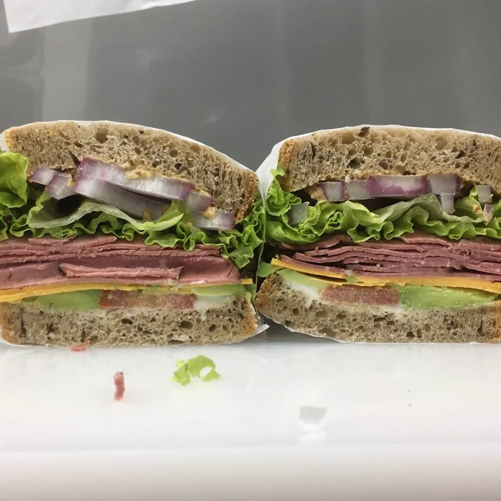 The Bee Hive | restaurant | 13308 E. Whittier Blvd, Whittier, CA 90602, USA | 5629459002 OR +1 562-945-9002