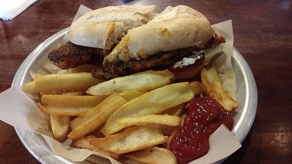 Hooters | restaurant | 125 N Sykes Creek Pkwy, Merritt Island, FL 32953, USA | 3214490752 OR +1 321-449-0752