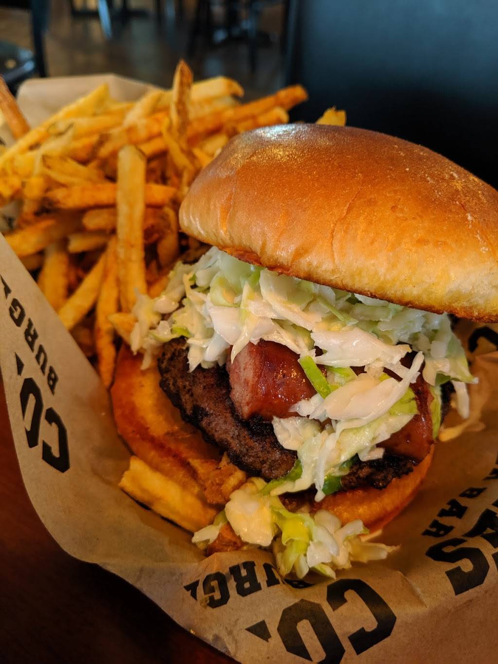 Coaches Burger Bar Boardman | restaurant | 708 Boardman-Canfield Rd, Boardman, OH 44512, USA | 3309532334 OR +1 330-953-2334