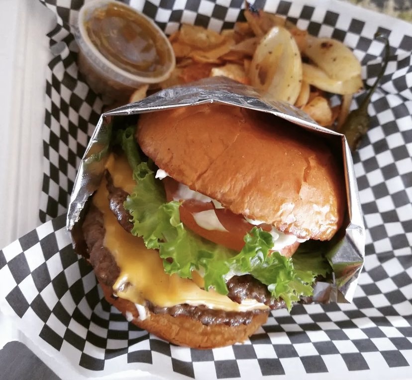 Tacos la Piramide | restaurant | Jefferson St NE &, McLeod Rd NE, Albuquerque, NM 87109, USA | 5055693083 OR +1 505-569-3083