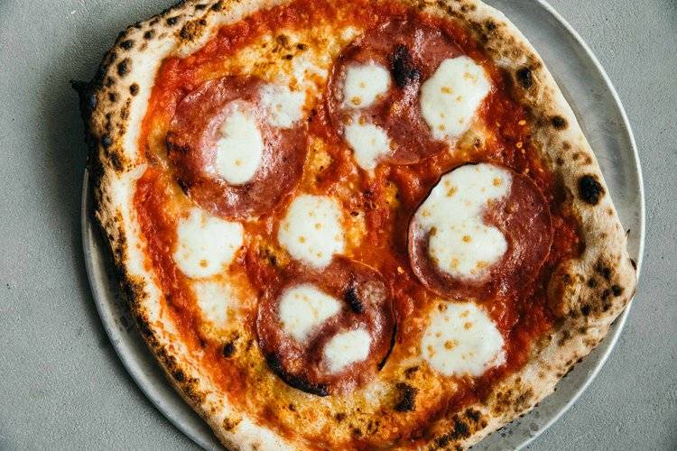 Harlows Pizza | restaurant | 14319 Madison Ave, Lakewood, OH 44107, USA | 2167126502 OR +1 216-712-6502