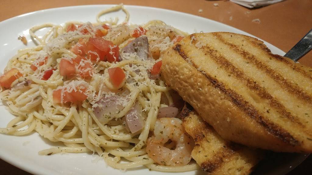 Boston Pizza | restaurant | 14 Pinebush Rd, Cambridge, ON N1R 8K5, Canada | 5196209100 OR +1 519-620-9100