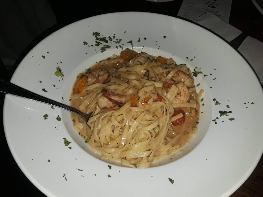 Savinispomodoro.com | restaurant | 476 Rathbun St, Woonsocket, RI 02895, USA | 4017625114 OR +1 401-762-5114