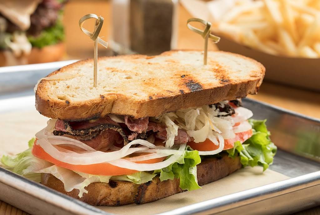 Dixie BBQ | restaurant | 18798 W Dixie Hwy, Miami, FL 33180, USA | 3057602620 OR +1 305-760-2620