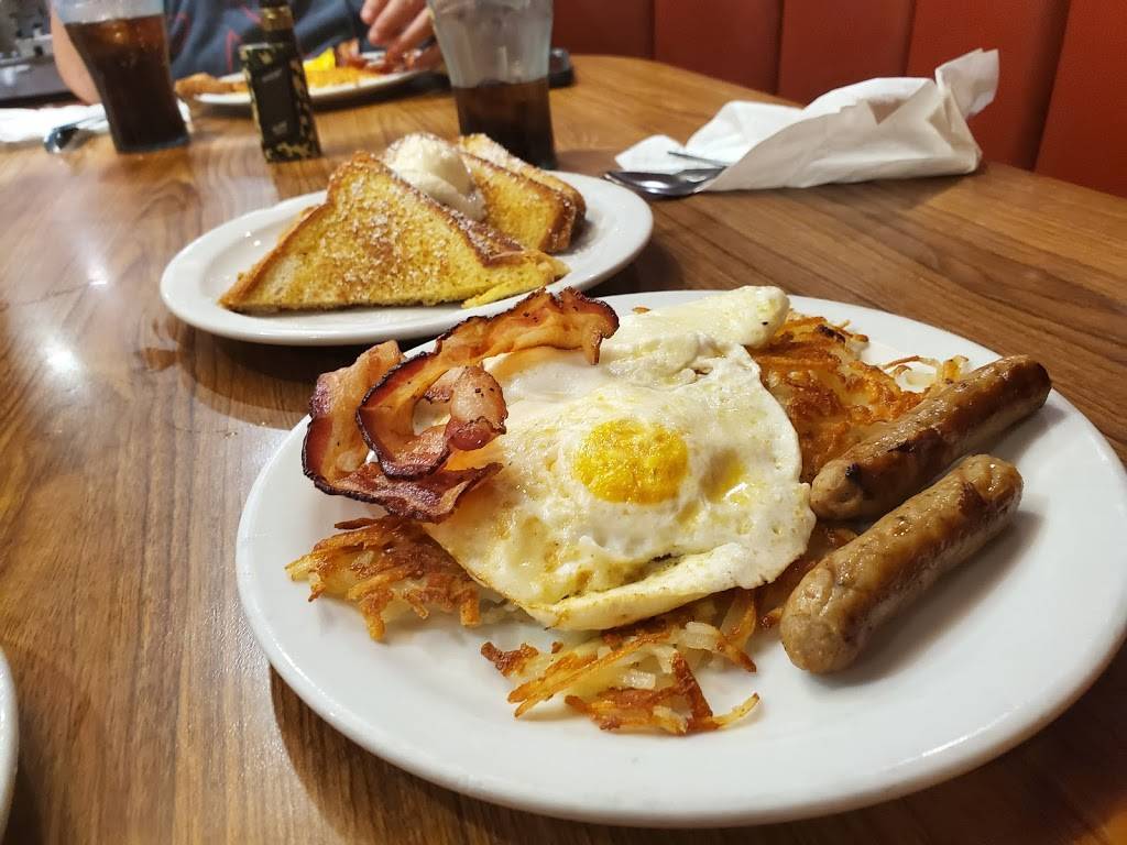 Dennys | restaurant | 17009-A, Valley Blvd, Fontana, CA 92335, USA | 9098228550 OR +1 909-822-8550
