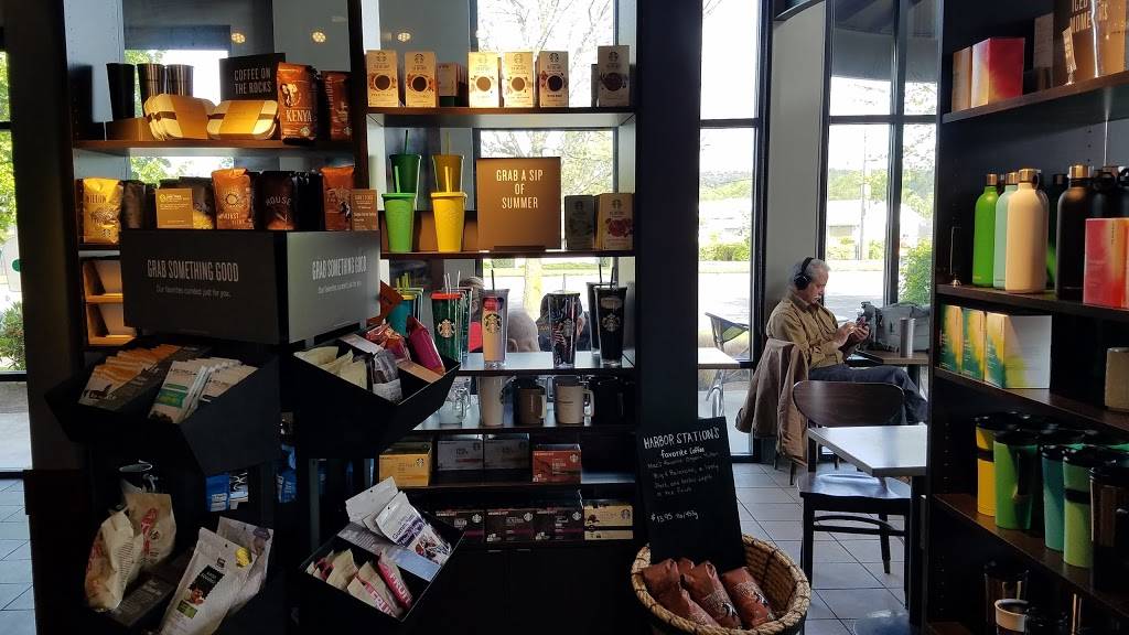 Starbucks | cafe | 32650 WA-20 A-107, Oak Harbor, WA 98277, USA | 3606750130 OR +1 360-675-0130