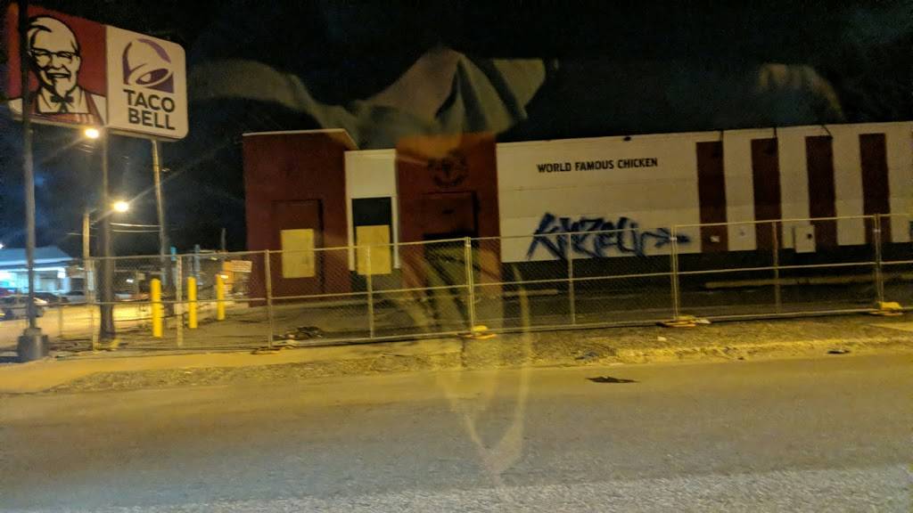 Taco Bell | meal takeaway | 1925 Lancaster Ave, Wilmington, DE 19805, USA | 3025751566 OR +1 302-575-1566