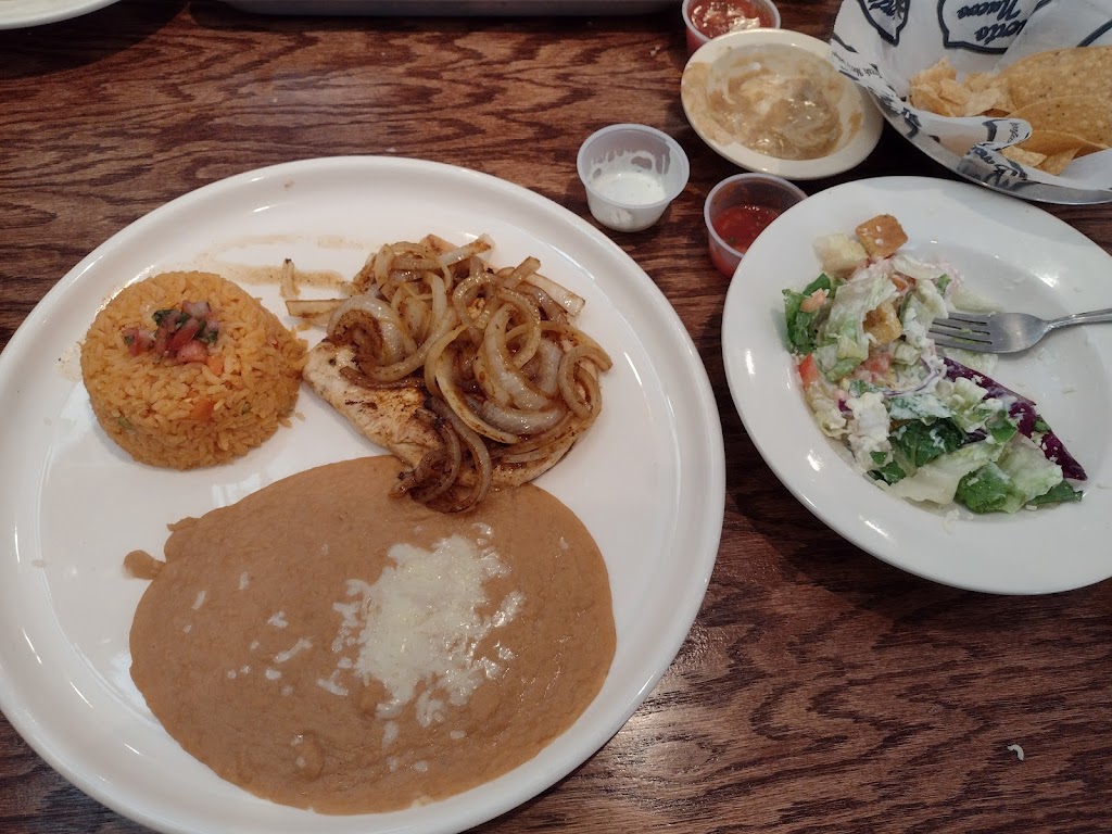 Puerto Nuevo | restaurant | 109 E Main St, Marion, VA 24354, USA | 2763780174 OR +1 276-378-0174