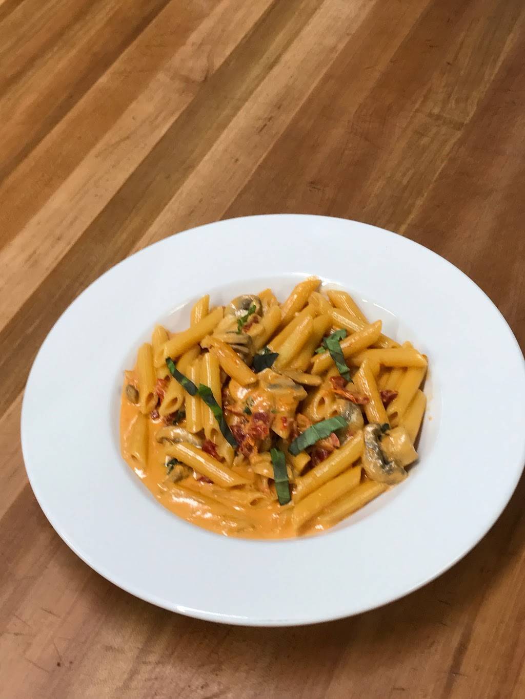 Vero pizzeria | meal takeaway | 108 S Black Horse Pike, Bellmawr, NJ 08031, USA | 8569314436 OR +1 856-931-4436