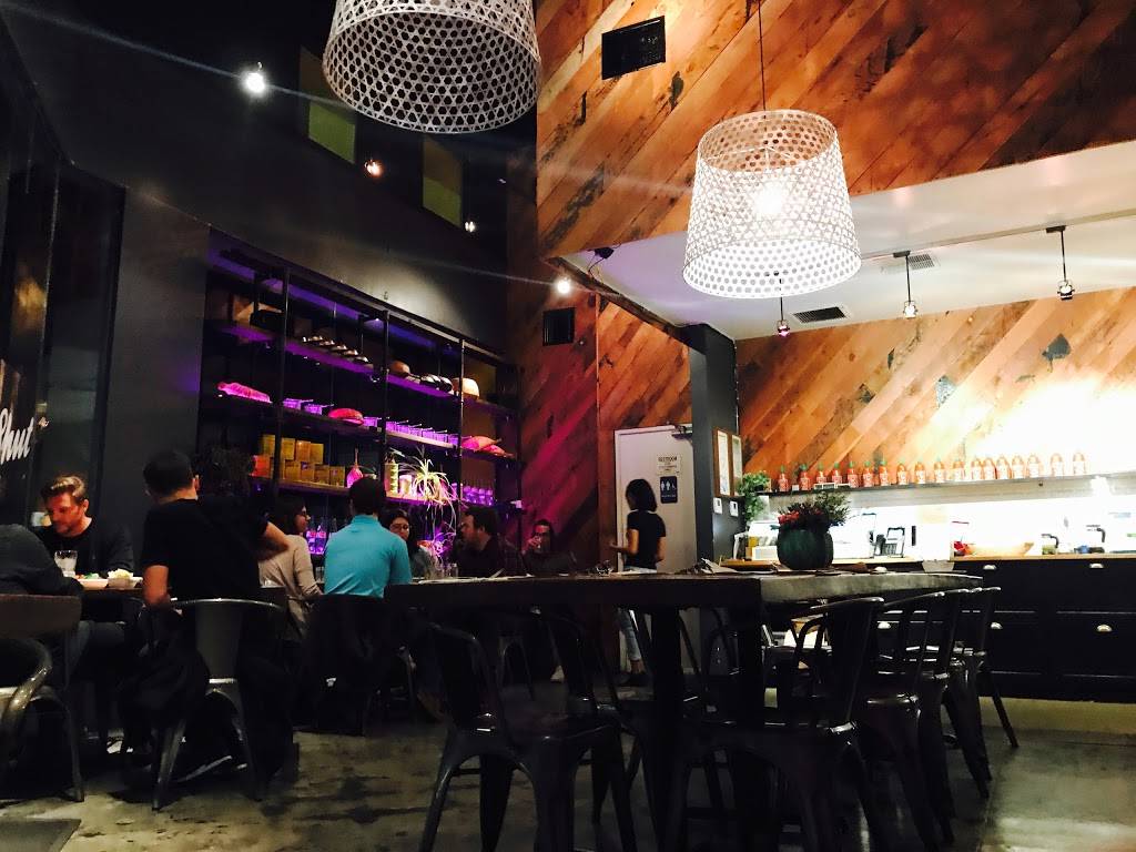 Summer Buffalo (Melrose) | restaurant | 7275 Melrose Ave, Los Angeles, CA 90046, USA | 3239388808 OR +1 323-938-8808