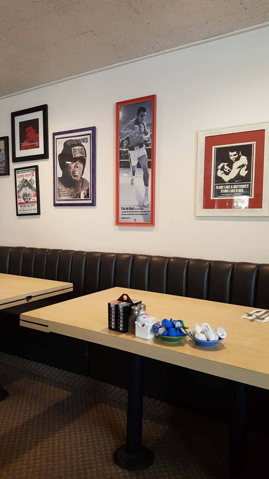 Sunnys Restaurant | restaurant | 7148 Edinger Ave, Huntington Beach, CA 92647, USA | 7148419934 OR +1 714-841-9934