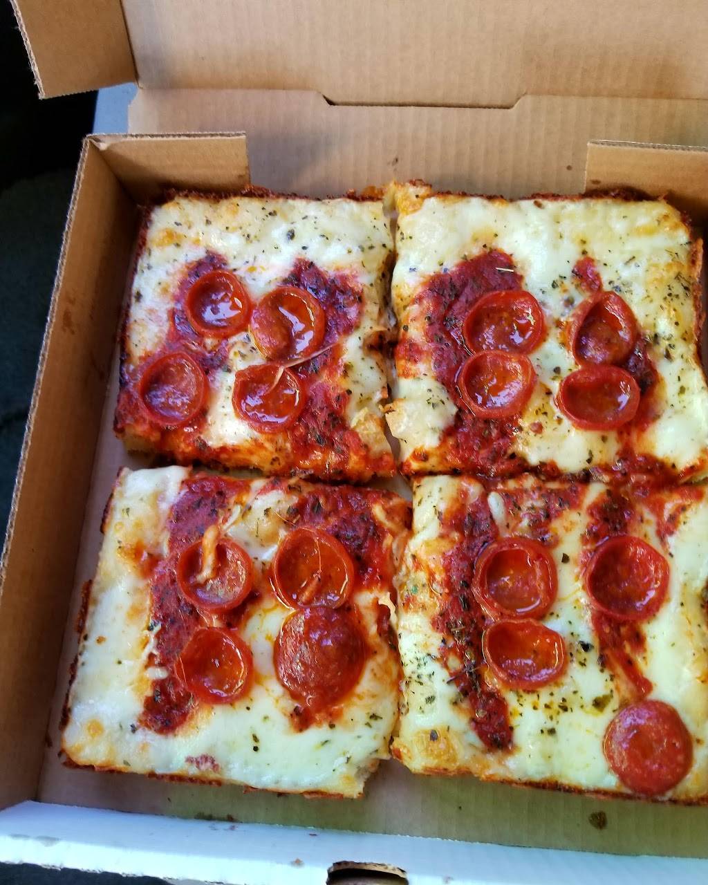 Buscemis the Original | restaurant | 30360 Gratiot Ave, Roseville, MI 48066, USA | 5862944477 OR +1 586-294-4477