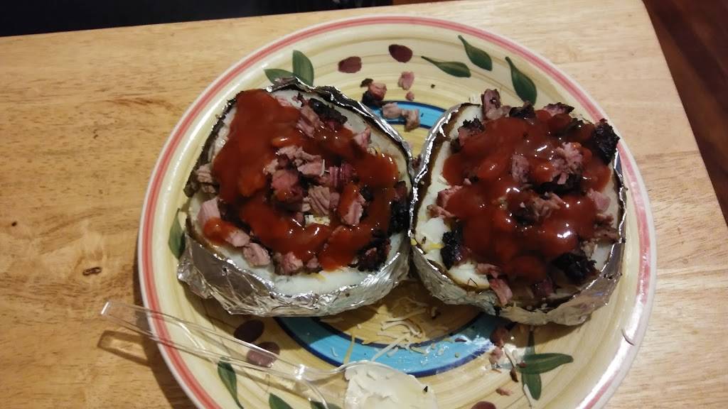 Hale & Sons BBQ & Catering | restaurant | 3450 S Interstate, I-35E TRLR 171, Waxahachie, TX 75165, USA | 2149037443 OR +1 214-903-7443