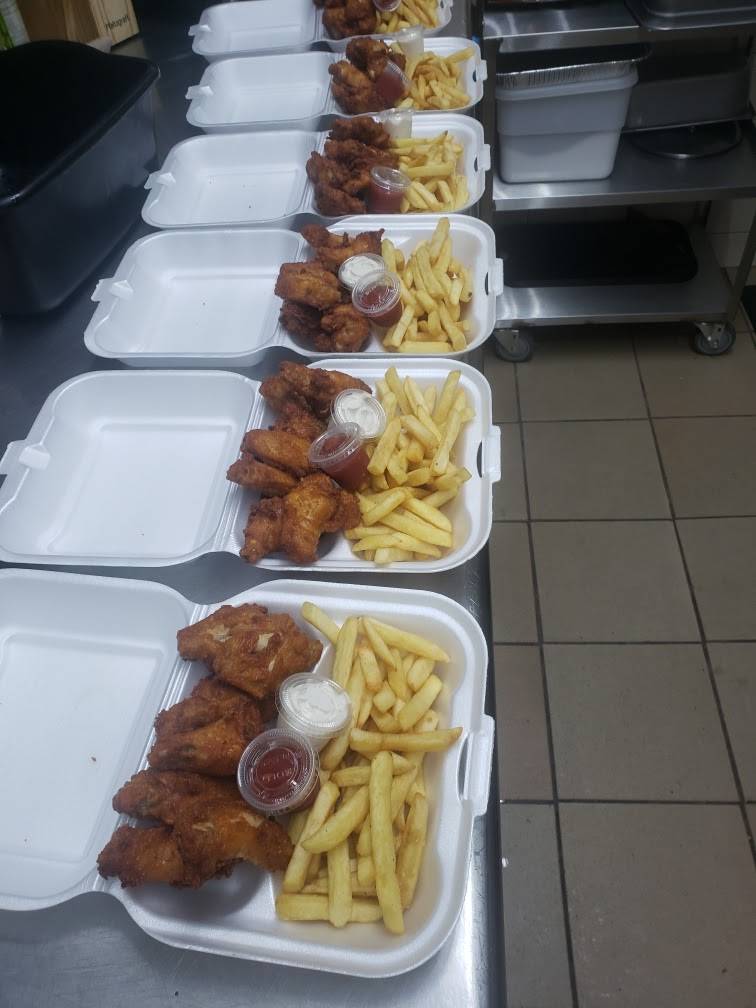 Caribean Restaurant | restaurant | 319 NE 167th St, North Miami Beach, FL 33162, USA | 7866612172 OR +1 786-661-2172