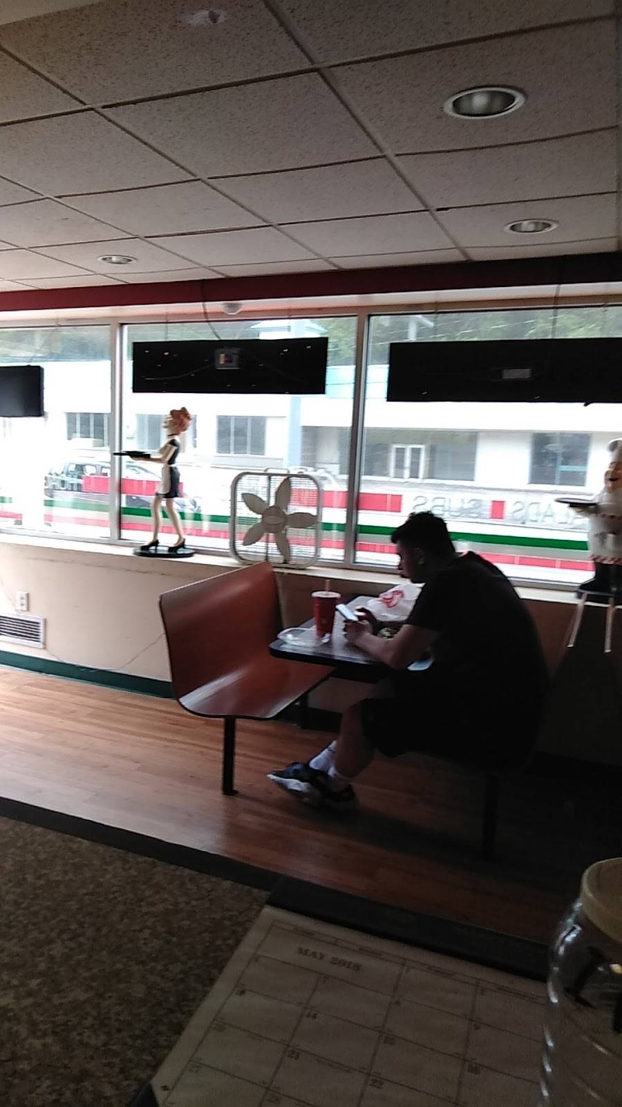 Portofinos | restaurant | 3307 Saw Mill Run Blvd, Pittsburgh, PA 15227, USA | 4129420080 OR +1 412-942-0080