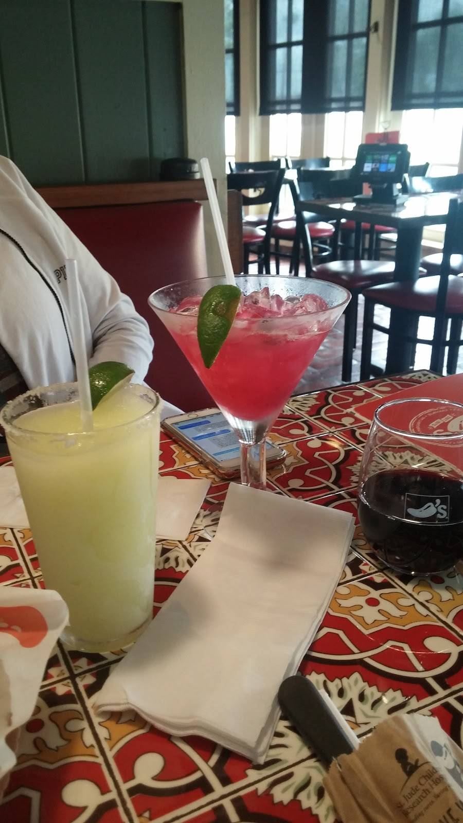 Chilis Grill & Bar | meal takeaway | 421 S Hurstbourne Pkwy, Louisville, KY 40222, USA | 5024256800 OR +1 502-425-6800