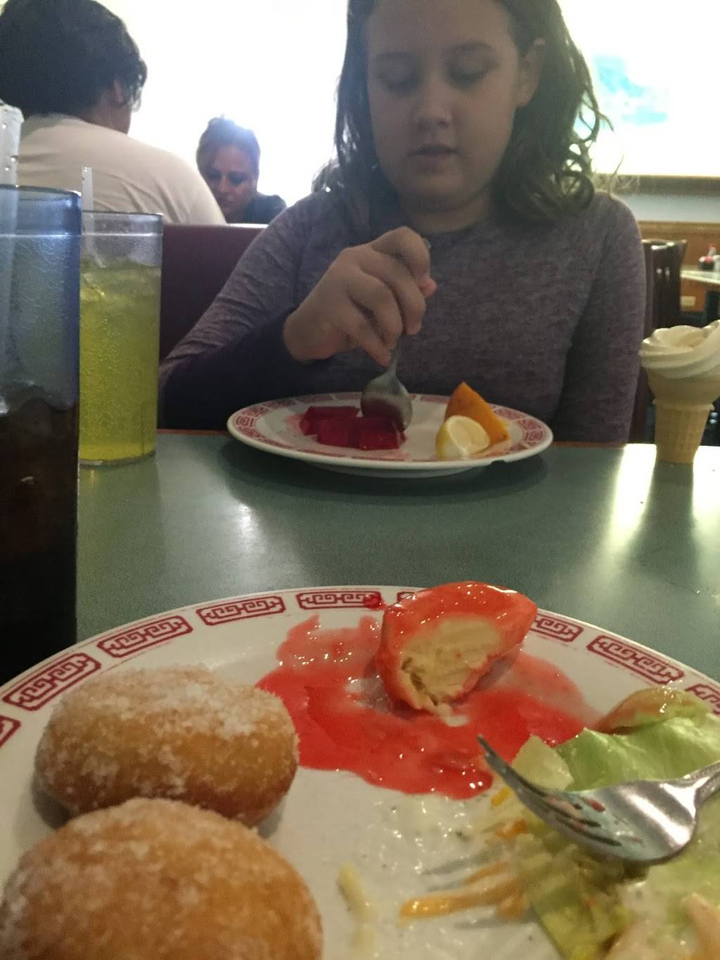 Super China | restaurant | 11174 US-15, Aberdeen, NC 28315, USA | 9109441668 OR +1 910-944-1668