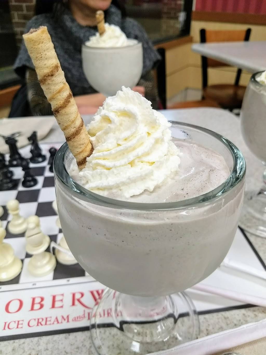 Oberweis Ice Cream and Dairy Store | restaurant | 1018-20 York St, Elmhurst, IL 60126, USA | 6307820141 OR +1 630-782-0141